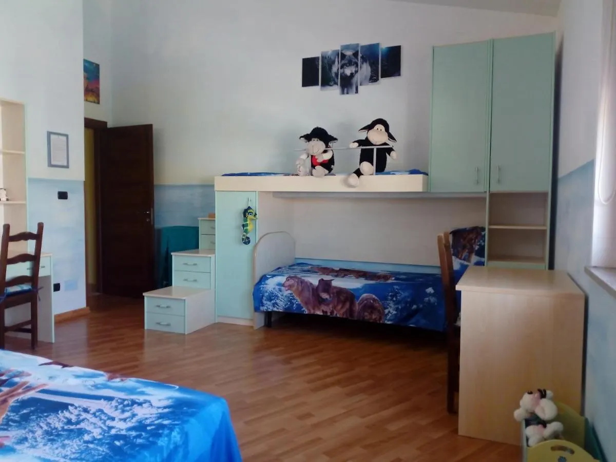 B&B Il Rifugio Del Lupo - E6721 Paringianu Bed & Breakfast